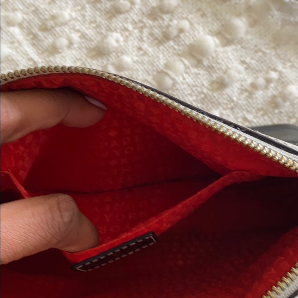 Cross body - Picture 4 of 7